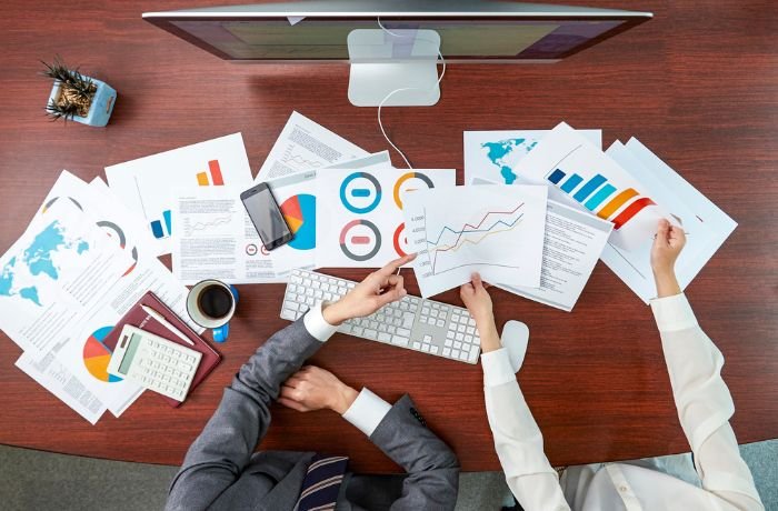 Bagaimana Brand Membaca Data Sebelum Produk Diluncurkan?